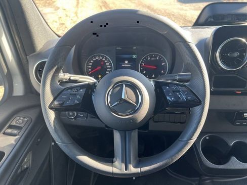 New 2025 Mercedes-Benz Sprinter 2500 image 16