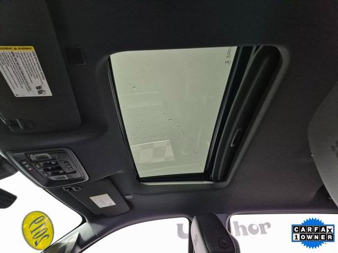 Used 2019 Chevrolet Silverado 1500 High Country w/ Technology Package image 21