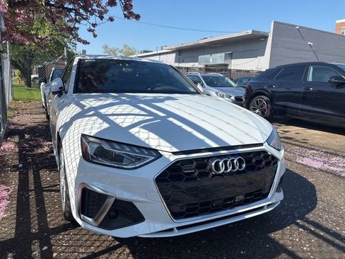 Used 2023 Audi A4 2.0T Premium Plus w/ Premium Plus Package AWD/4WD image 11