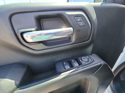 Used 2022 Chevrolet Silverado 1500 Custom w/ Rally Edition RWD image 15