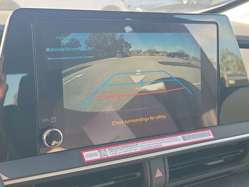 New 2026 Toyota Prius LE image 30