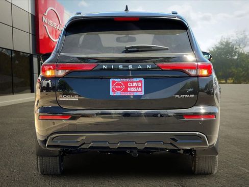 New 2026 Nissan Rogue Platinum image 8