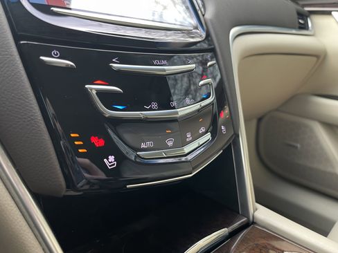 Used 2017 Cadillac XTS Luxury w/ Driver Awareness Package image 15