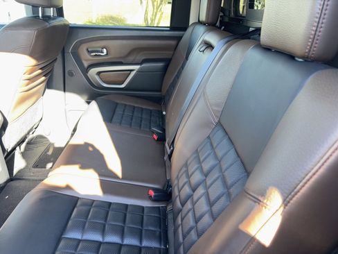 Used 2017 Nissan Titan Platinum Reserve image 10