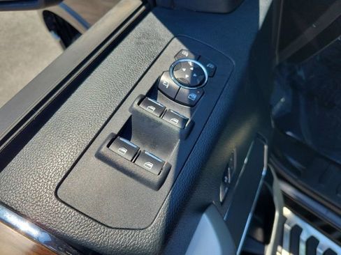 Used 2016 Ford F150 Lariat AWD/4WD image 22