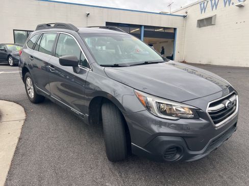 Used 2019 Subaru Outback 2.5i image 12