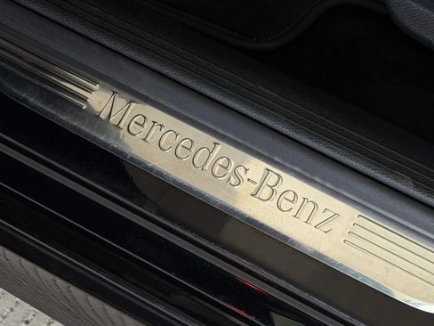 Used 2018 Mercedes-Benz E 300 image 13