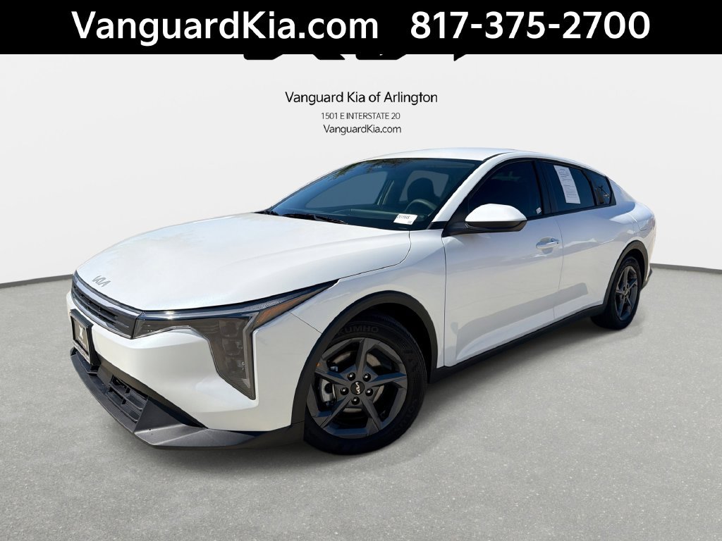 Certified 2026 Kia K4 FWD image 1