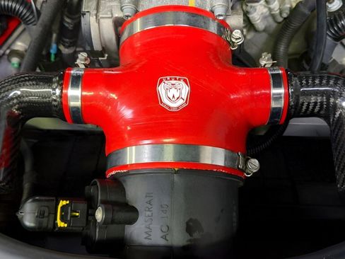 Used 2014 Maserati GranTurismo Sport image 31