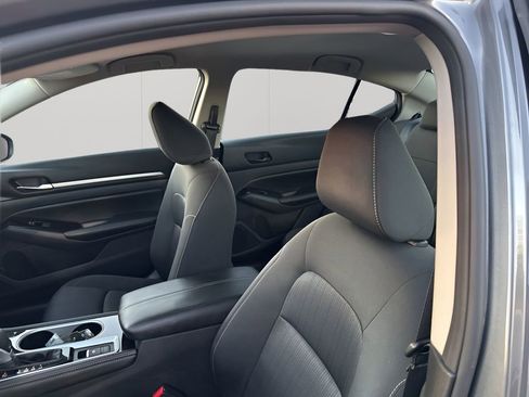 Used 2023 Nissan Altima 2.5 SV image 28