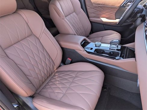 New 2025 Mitsubishi Outlander SEL image 6