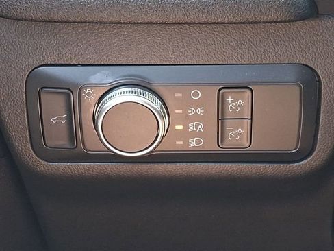 Used 2021 Ford Escape SE w/ Convenience Package FWD image 24
