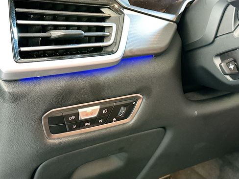 Certified 2022 BMW X5 sDrive40i w/ Parking Assistance Package image 10