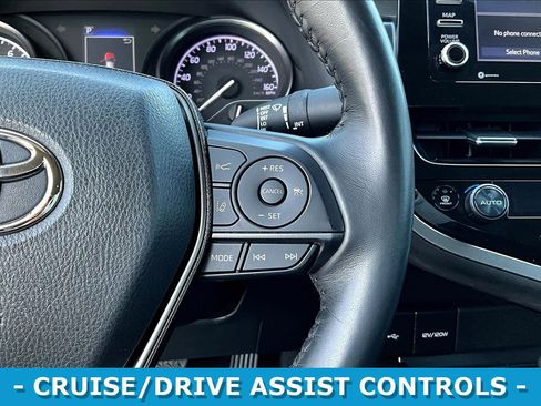 Used 2022 Toyota Camry SE w/ Convenience Package image 12