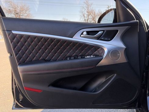 Used 2021 Genesis G70 3.3T w/ Sport Package image 15