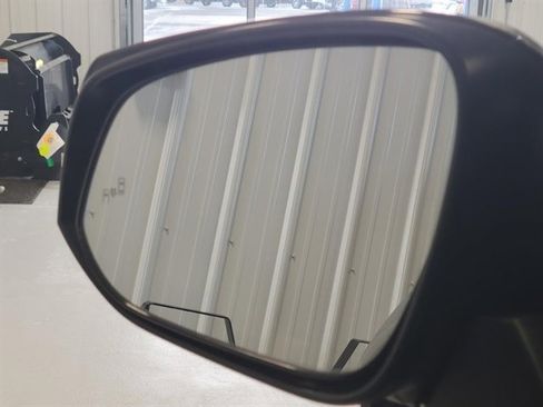 Used 2023 Toyota RAV4 SE image 12