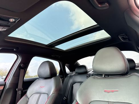 Used 2022 Kia K5 GT w/ GT1 Package image 16