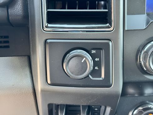 Used 2020 Ford F350 XLT AWD/4WD image 26