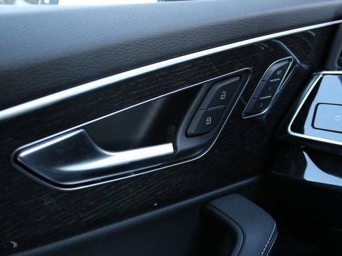 New 2026 Audi Q7 3.0T Premium Plus image 7