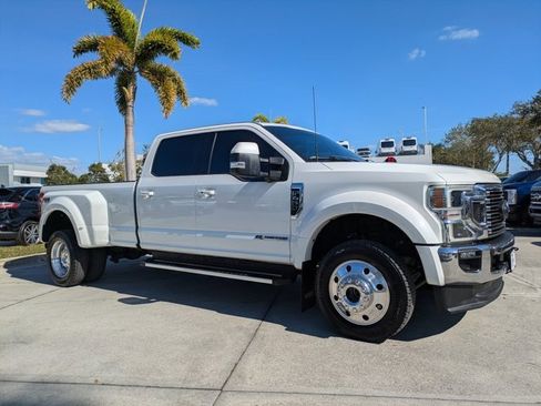 Used 2022 Ford F450 Lariat w/ Lariat Ultimate Package image 2