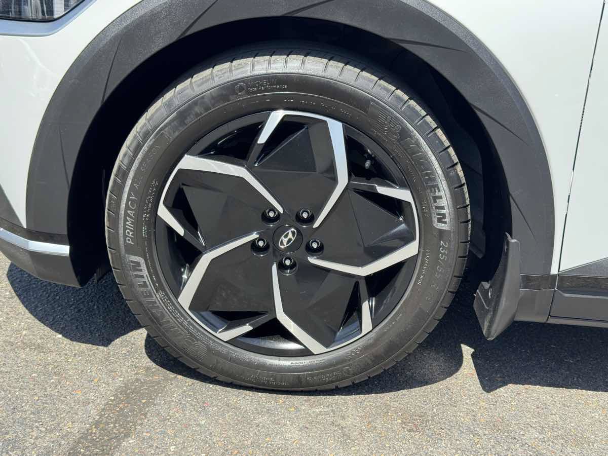 Used 2024 Hyundai Ioniq 5 SEL RWD image 6