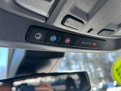 Used 2022 Chevrolet Silverado 1500 Custom Trail Boss w/ Midnight Edition image 40