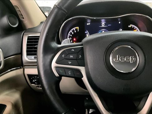 Used 2015 Jeep Grand Cherokee Limited AWD/4WD image 17