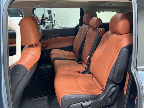 New 2026 Kia Carnival SX Prestige image 25