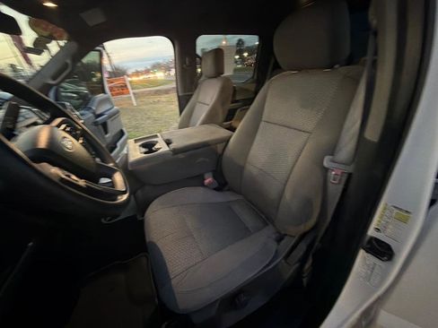 Used 2018 Ford F250 XLT w/ Snow Plow Prep Package image 23