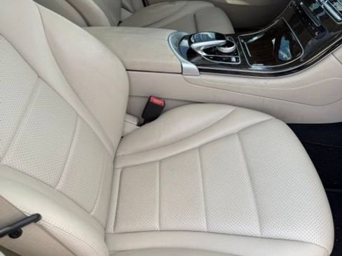 Used 2016 Mercedes-Benz GLC 300 image 9