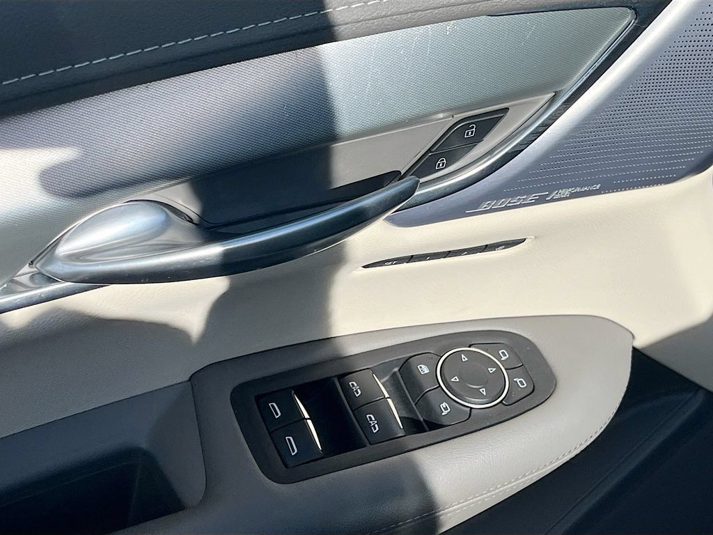 Used 2024 Cadillac XT5 Premium Luxury FWD image 18