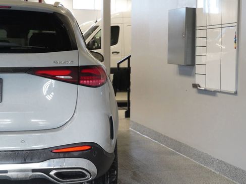 New 2026 Mercedes-Benz GLC 300 GLC 300 image 13