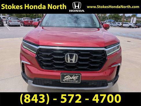 Certified 2025 Honda Pilot Touring image 13