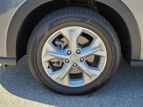 Certified 2025 Honda HR-V LX image 6