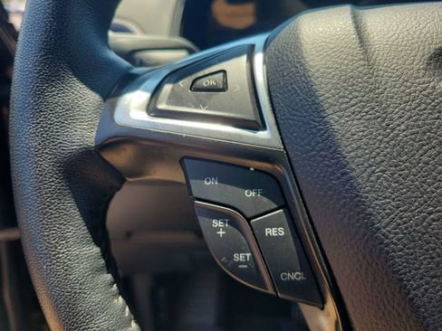 Used 2024 Ford Edge SEL w/ Convenience Package AWD/4WD image 32