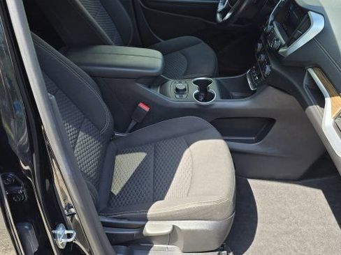 Used 2019 GMC Terrain SLE w/ Driver Convenience Package AWD/4WD image 16