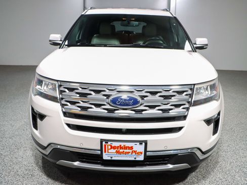 Used 2019 Ford Explorer Limited w/ Class III Trailer Tow Package image 4