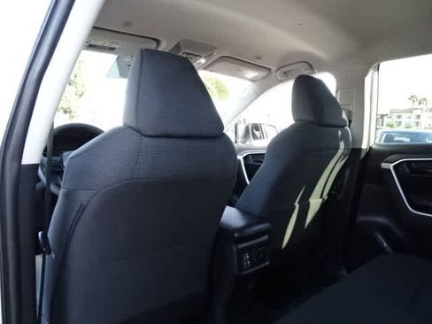 Certified 2023 Toyota RAV4 LE FWD image 22