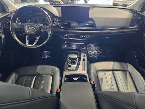 Used 2023 Audi Q5 2.0T Premium w/ Convenience Package AWD/4WD image 18