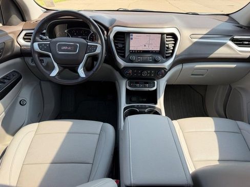 Used 2021 GMC Acadia SLT FWD image 12