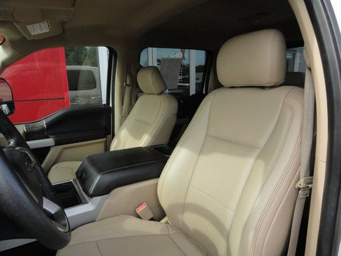 Used 2019 Ford F350 Lariat w/ Lariat Ultimate Package AWD/4WD image 12
