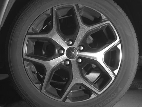 Used 2025 Jeep Compass Limited image 14