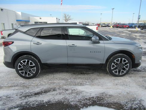 Certified 2023 Chevrolet Blazer RS w/ Enhanced Convenience Package image 4