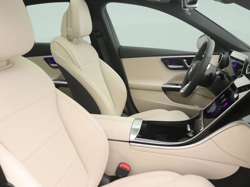 New 2026 Mercedes-Benz C 300 4MATIC Sedan image 7