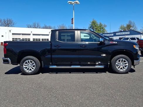 Certified 2024 Chevrolet Silverado 1500 LT w/ Z71 Off-Road Package image 7