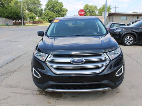 Used 2015 Ford Edge Titanium AWD/4WD image 3