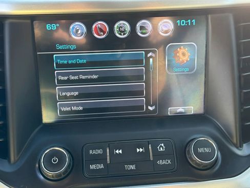 Used 2018 GMC Acadia SLT FWD image 21