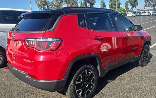 Used 2020 Jeep Compass Trailhawk AWD/4WD image 11