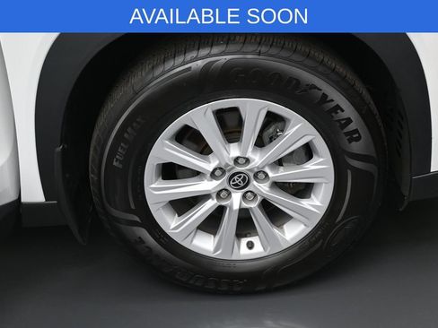 Certified 2024 Toyota Grand Highlander AWD image 24