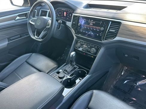 Used 2022 Volkswagen Atlas SEL image 19